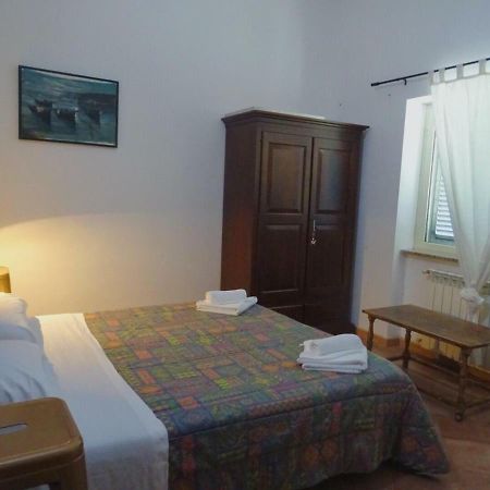Hotel Clock'S House Fiumicino Exterior foto